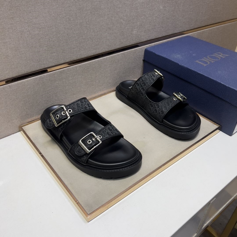 ch**an D*or slippers